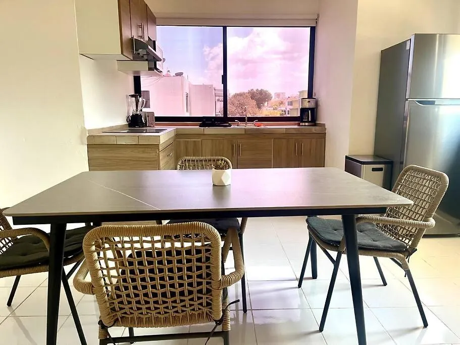 Deco5B Spacious Downtown Studio Κανκούν Διαμέρισμα