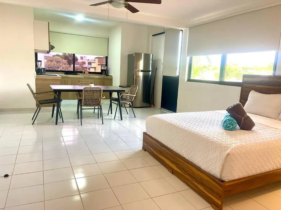 Deco5B Spacious Downtown Studio Cancún Messico